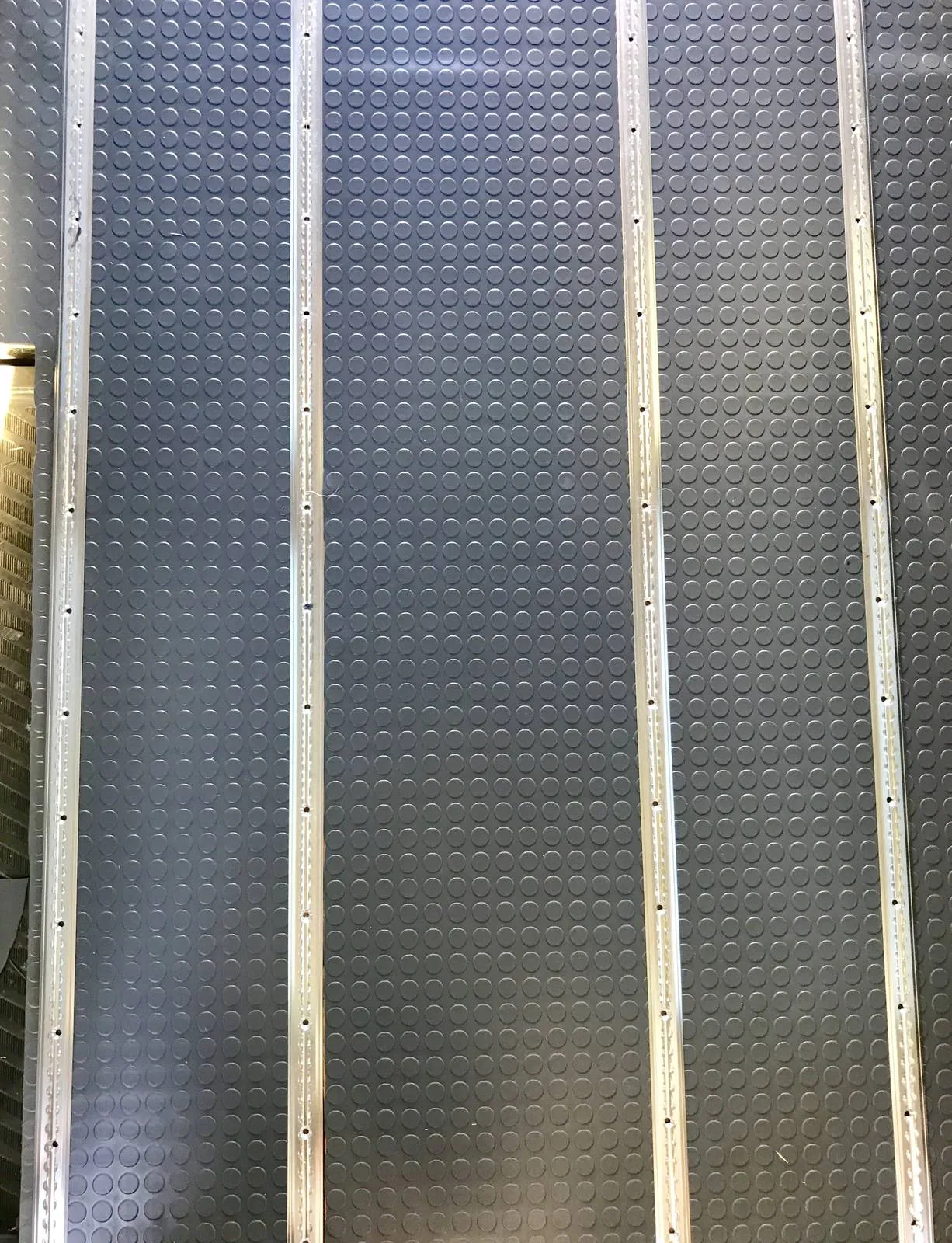 L-Track Heavy Duty 8ft Length