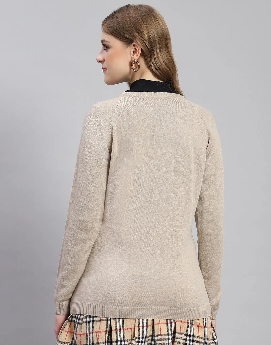 Women Beige Solid Round Neck Full Sleeve Cardigan